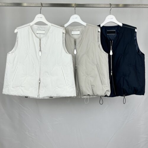 ドットキルトベスト