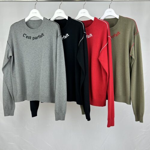 メッセージロゴクルーニット